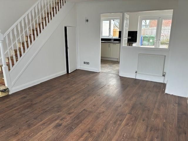 Property photo 3 of 13 8.Jpg