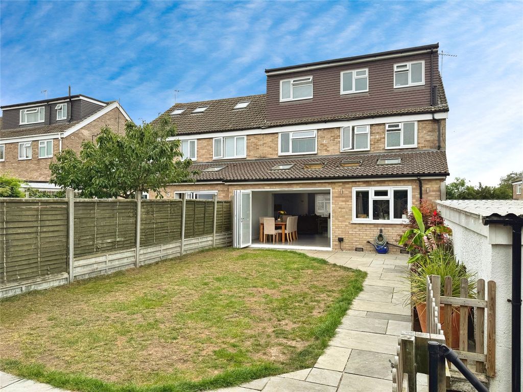 Property photo 1 of 31 Picture No. 10