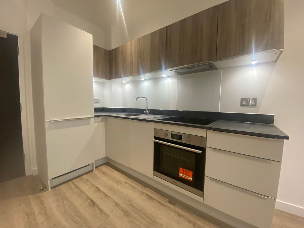 Property photo 3 of 5 Kitchen