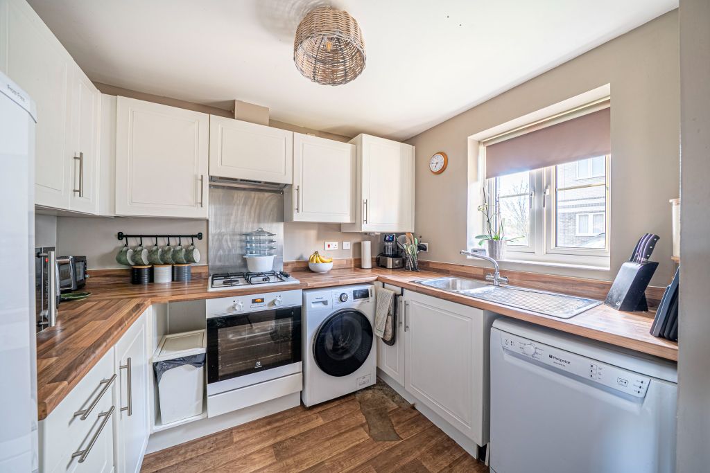 Property photo 3 of 20