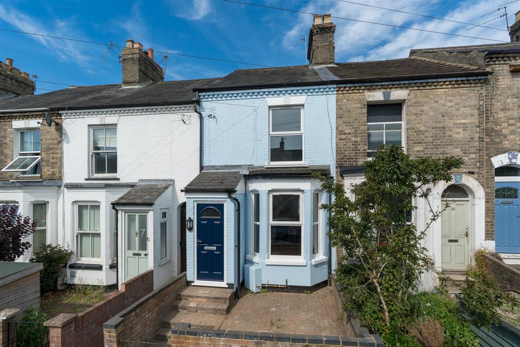 Property photo 1 of 20 35-Cardiffrd-005.Jpg
