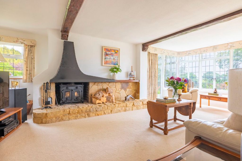 Property photo 1 of 29