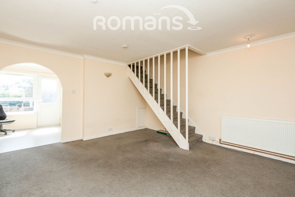 Property photo 3 of 11 3