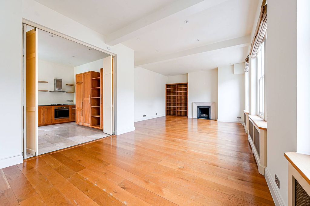 Property photo 1 of 28