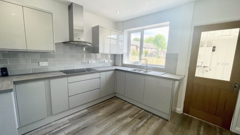 Property photo 3 of 21 Photo 15