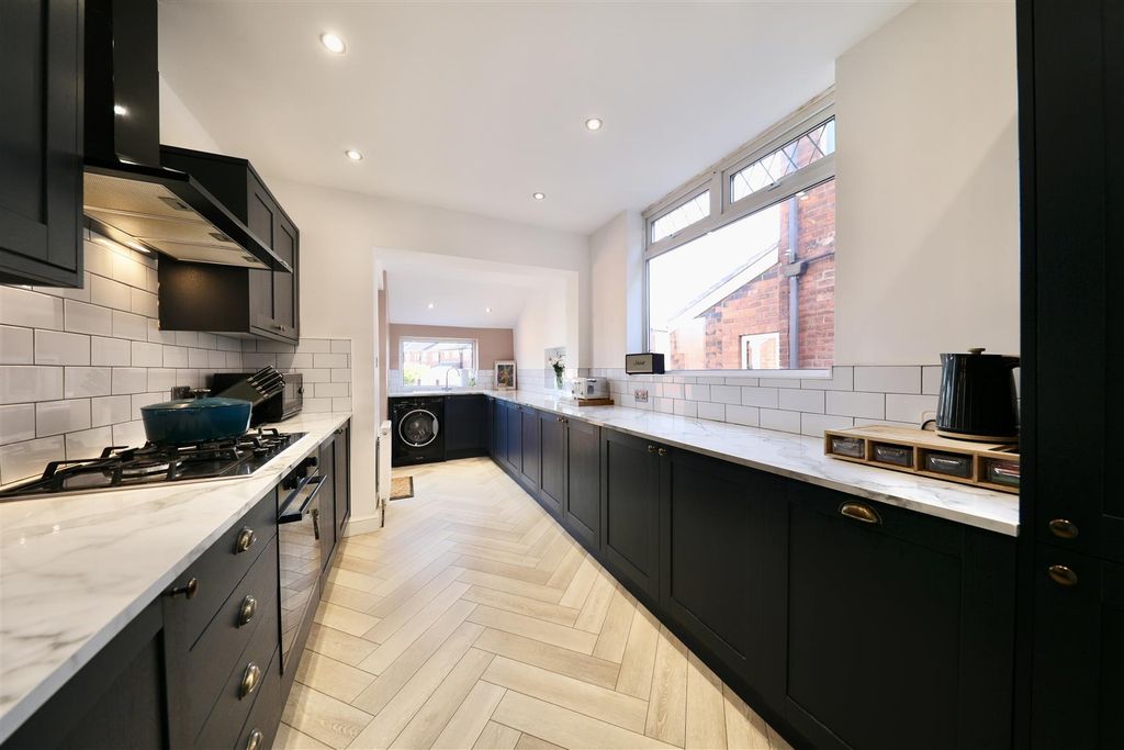 Property photo 3 of 37 0A4A4778.Jpg