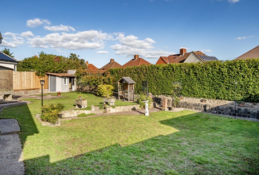 Property photo 3 of 19 1358006-6-68d55Ef...