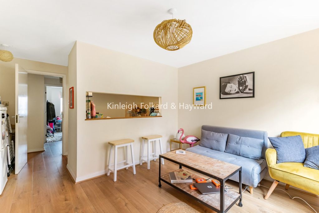 Property photo 1 of 6 B349F40B-61E5-4489-9