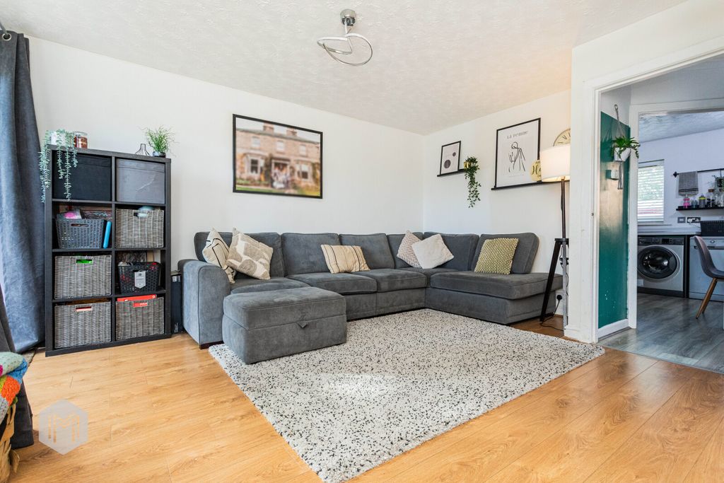 Property photo 1 of 22 Picture No. 06