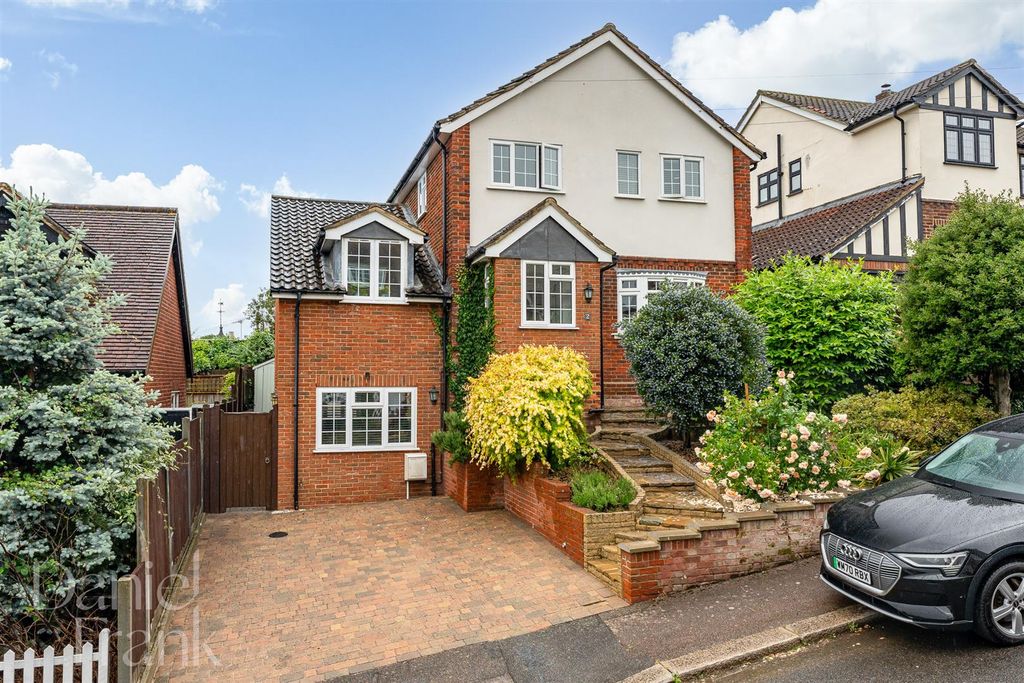 Property photo 1 of 30