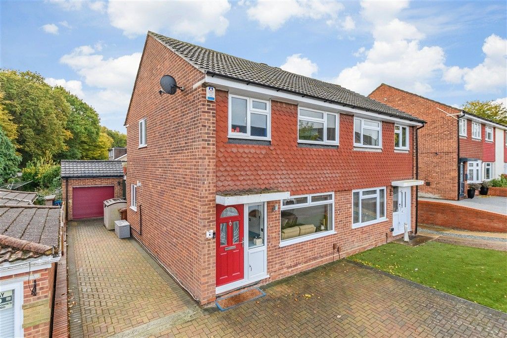 Property photo 2 of 15 External (Web)