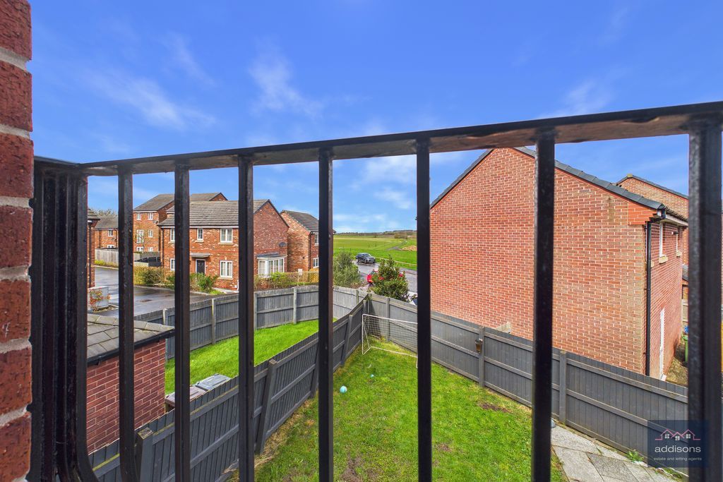 Property photo 3 of 25 Photo 14