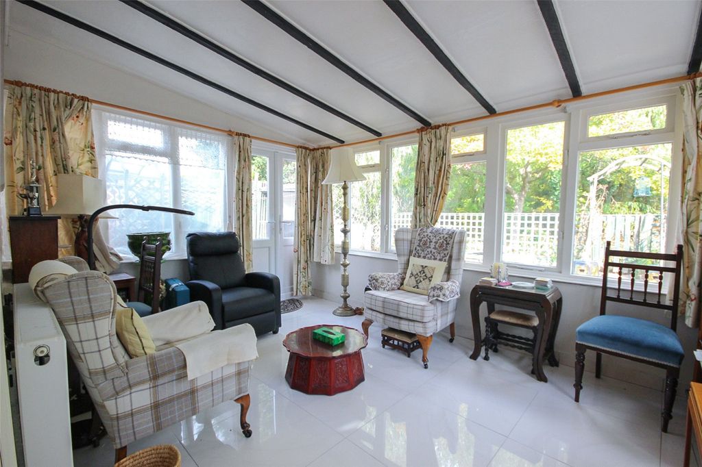 Property photo 2 of 20 Picture No. 04