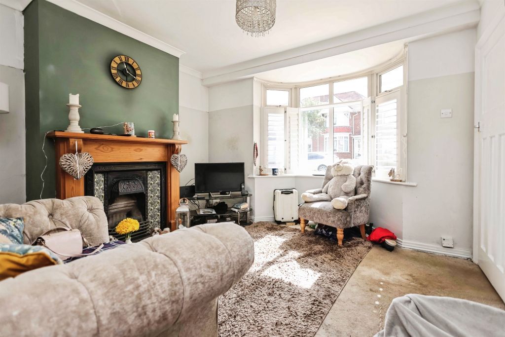 Property photo 2 of 17