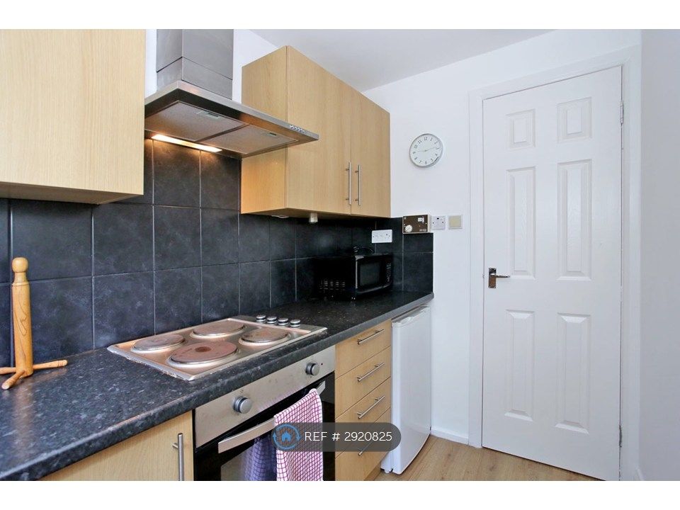 Property photo 3 of 11 Kitchen Alternative View