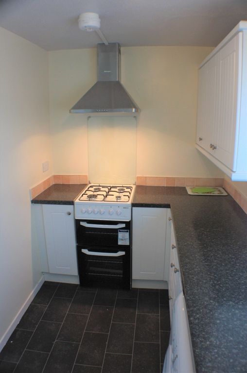 Property photo 3 of 4 Kitchen