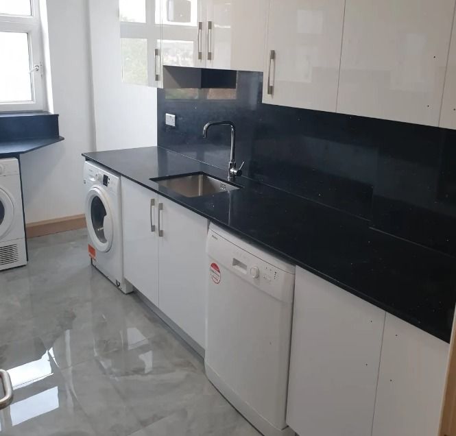 Property photo 2 of 18 1059772