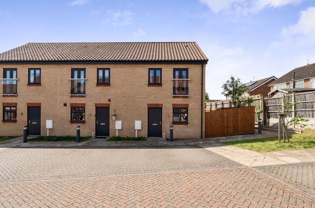 Property photo 1 of 11 1456993 (7)