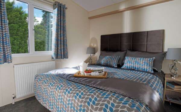 Property photo 3 of 6 2.Regal Tempo Master Bedroom