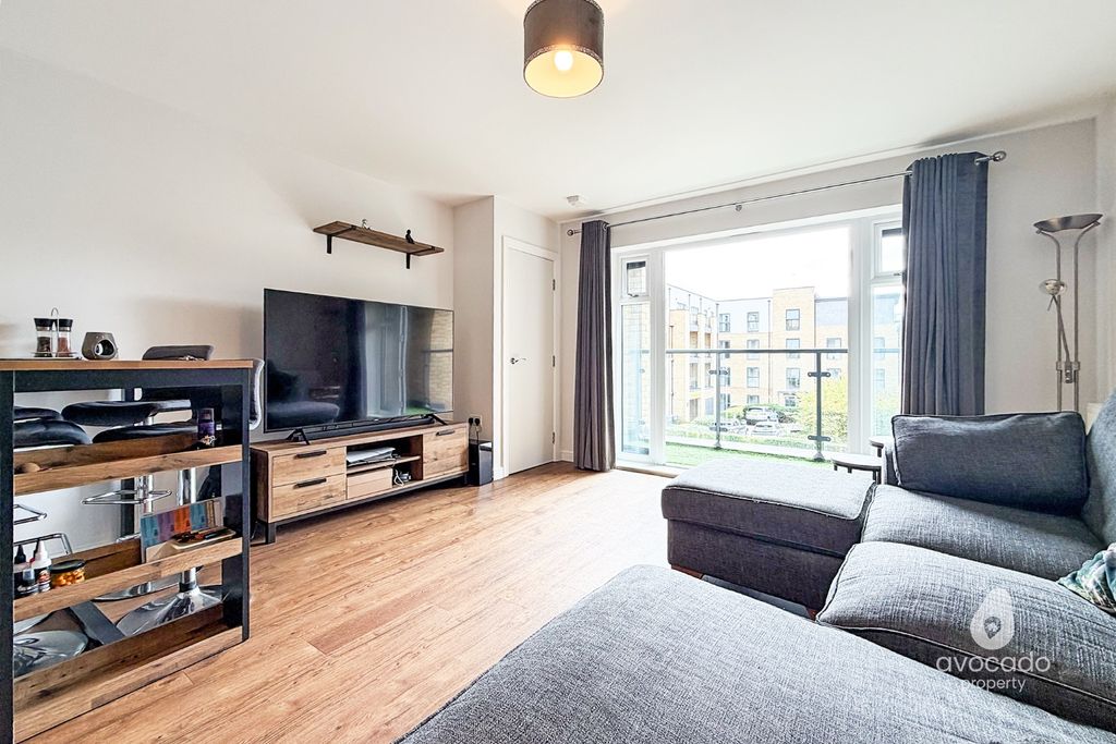 Property photo 2 of 10 5556423