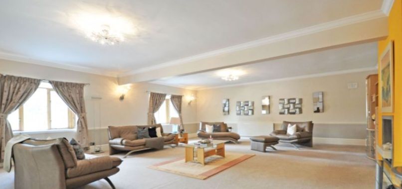 Property photo 3 of 27 13023.Jpg