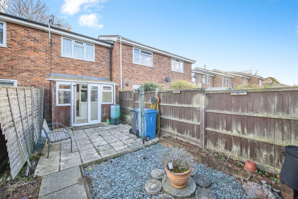 Property photo 3 of 17 Photo