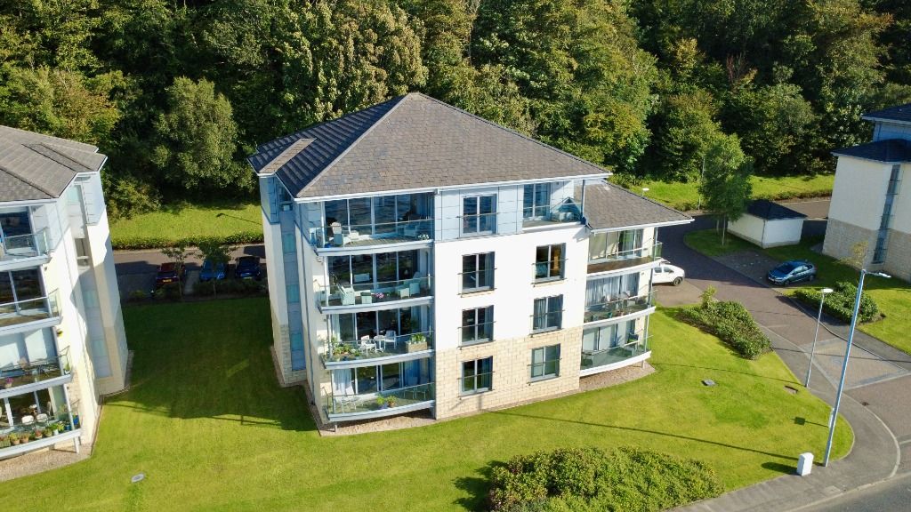 Property photo 2 of 26