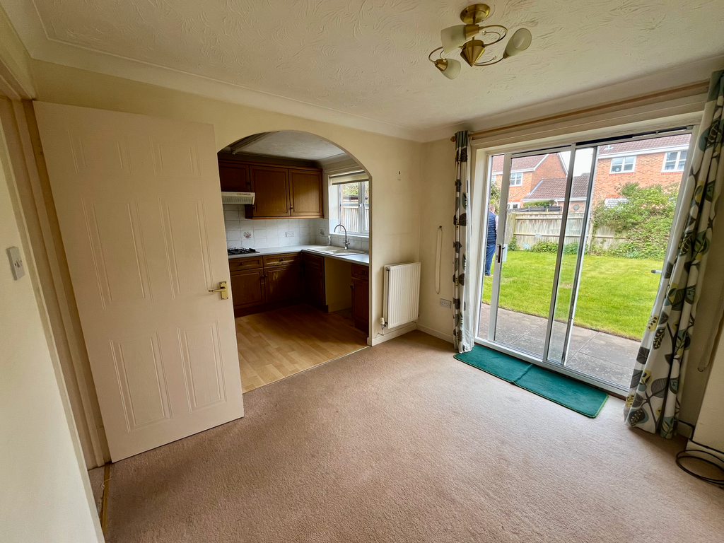 Property photo 2 of 16 Dining Room 2
