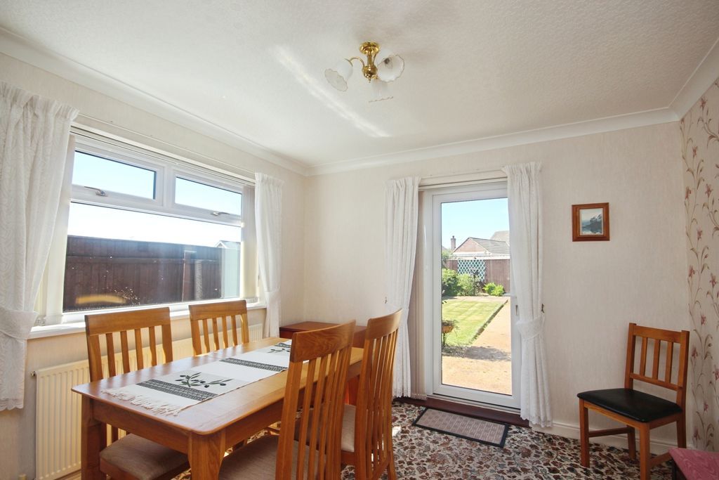Property photo 3 of 13 Sitting/Dining Room
