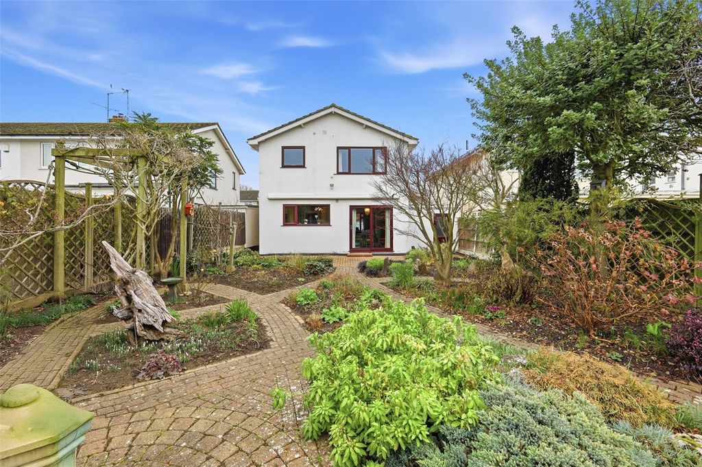 Property photo 2 of 19 Picture No. 26