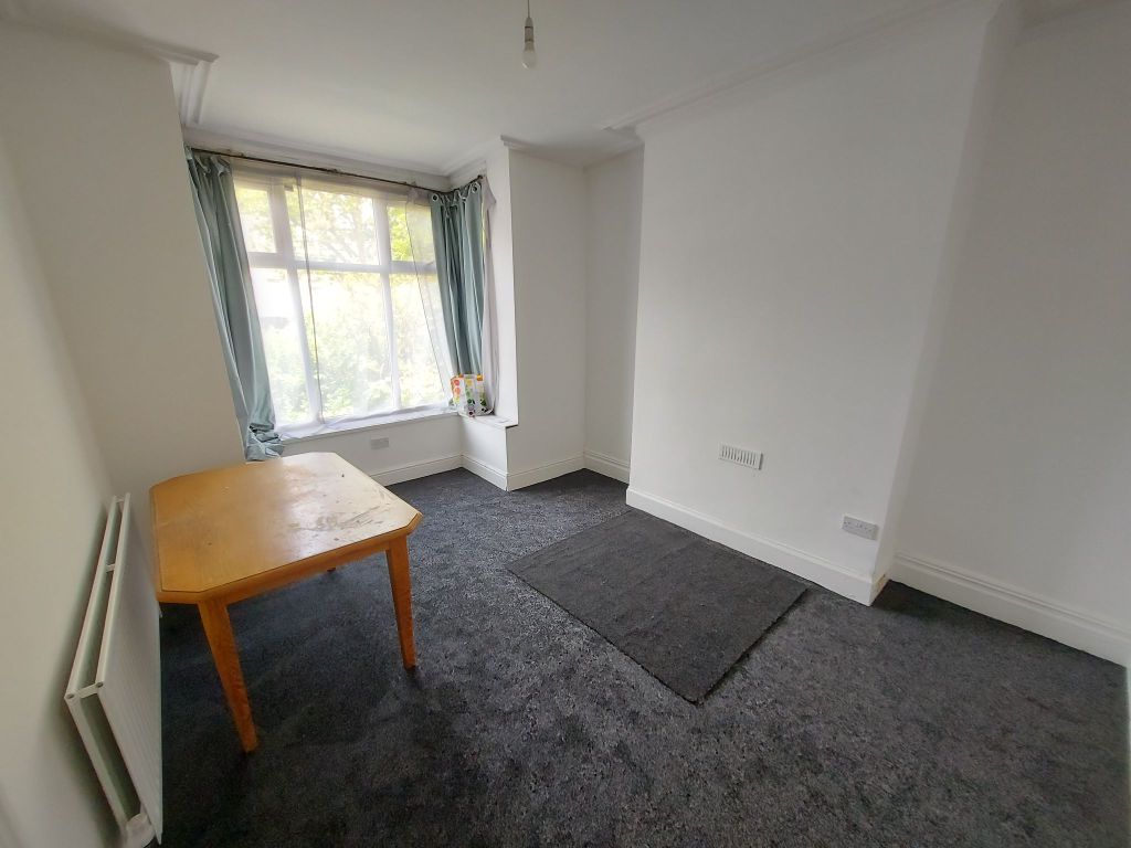 Property photo 3 of 10 Photograph 3