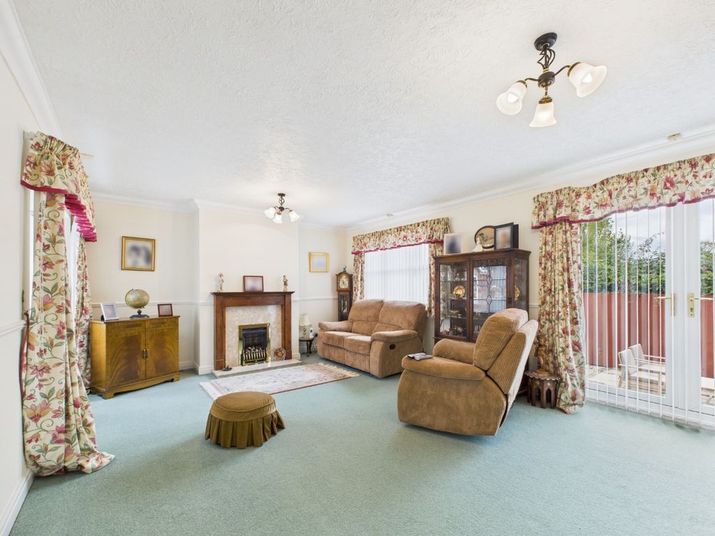 Property photo 2 of 23 4621706