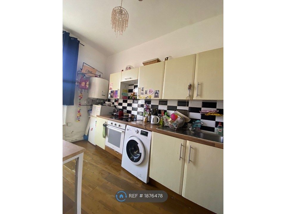 Property photo 2 of 5