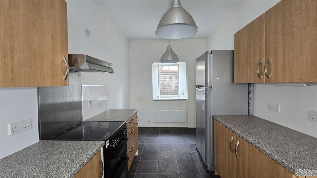 Property photo 2 of 11 Picture No. 04