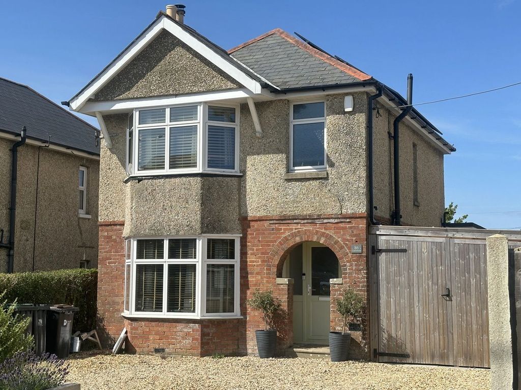 Property photo 1 of 29