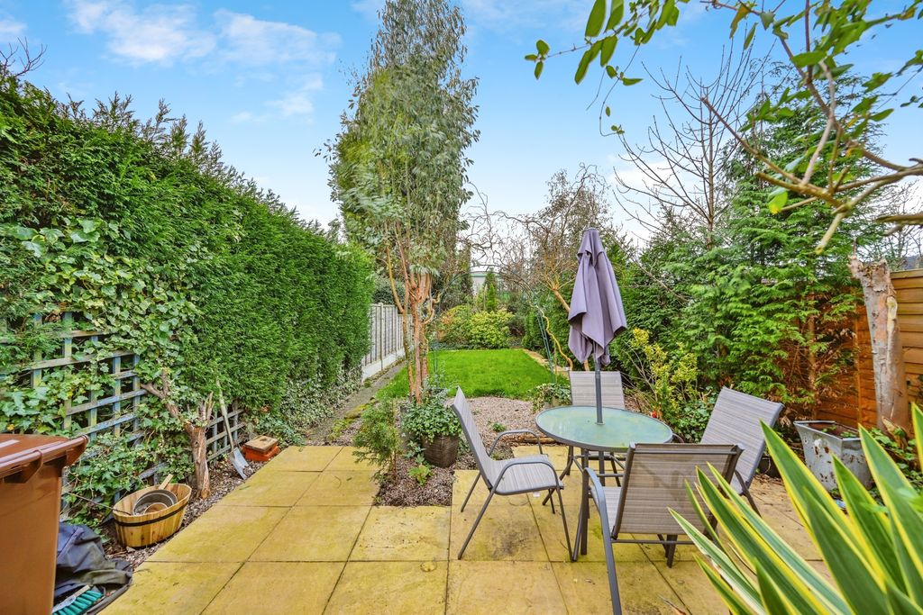 Property photo 1 of 18 Photography