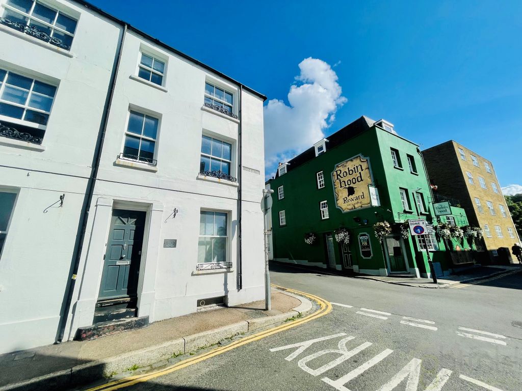 Property photo 1 of 9 Image