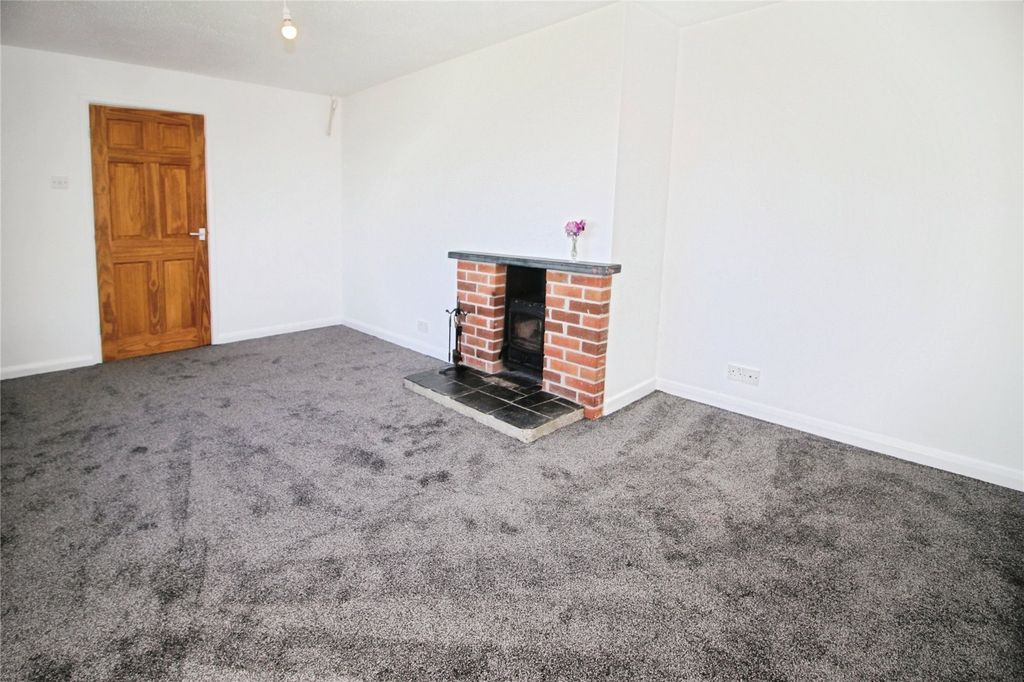 Property photo 3 of 18 Picture No. 10