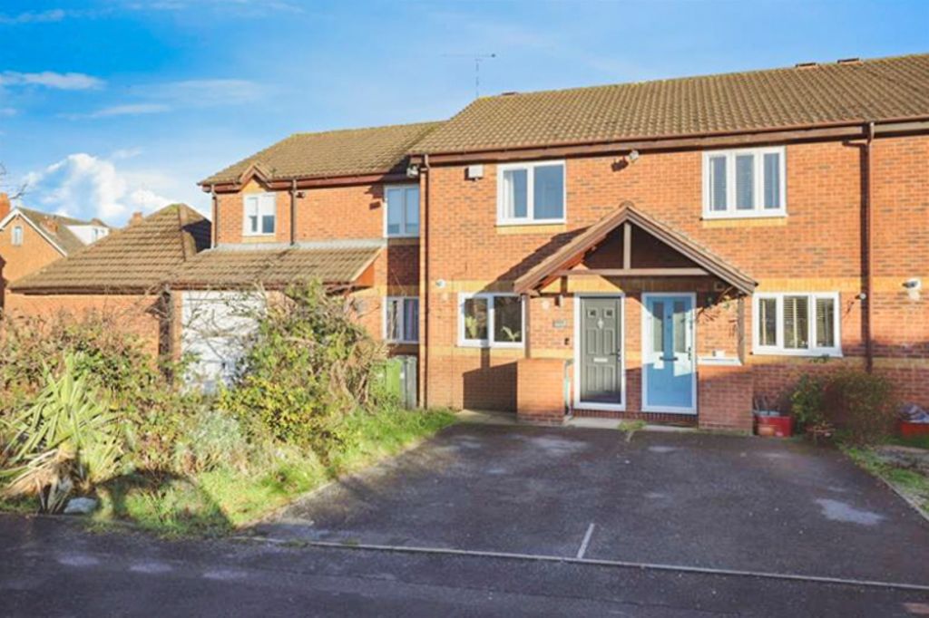 Property photo 1 of 9