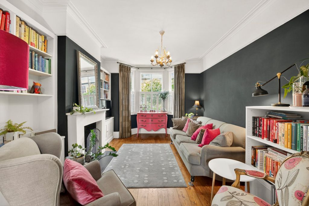 Property photo 1 of 13