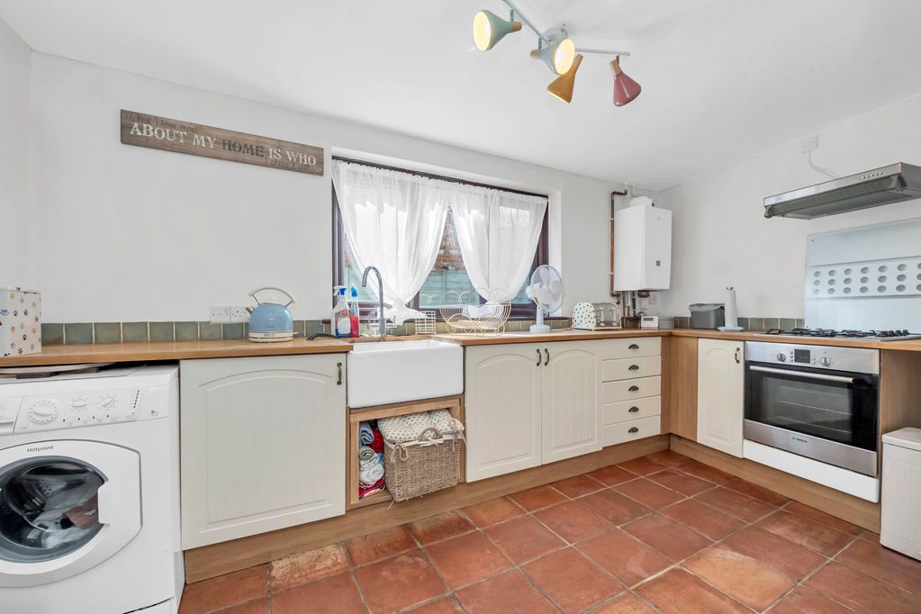 Property photo 2 of 13 Kitchen