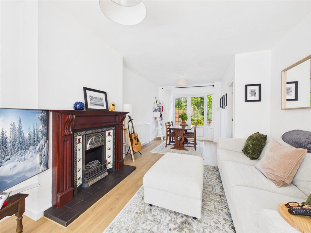 Property photo 3 of 21 Open Plan Lounge Diner