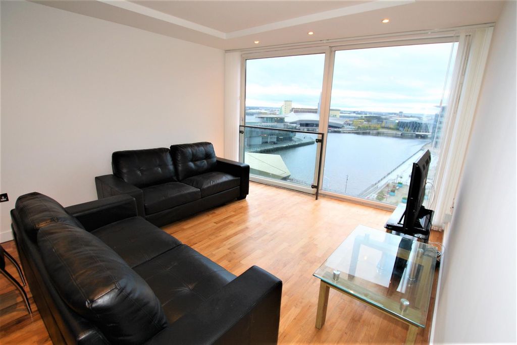Property photo 2 of 9