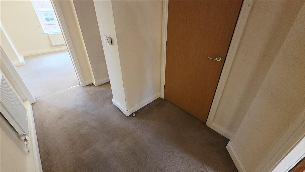 Property photo 3 of 13 Hallway