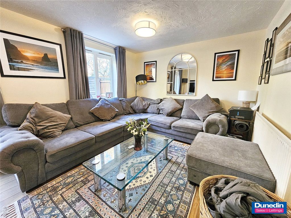 Property photo 2 of 18 Picture No. 06