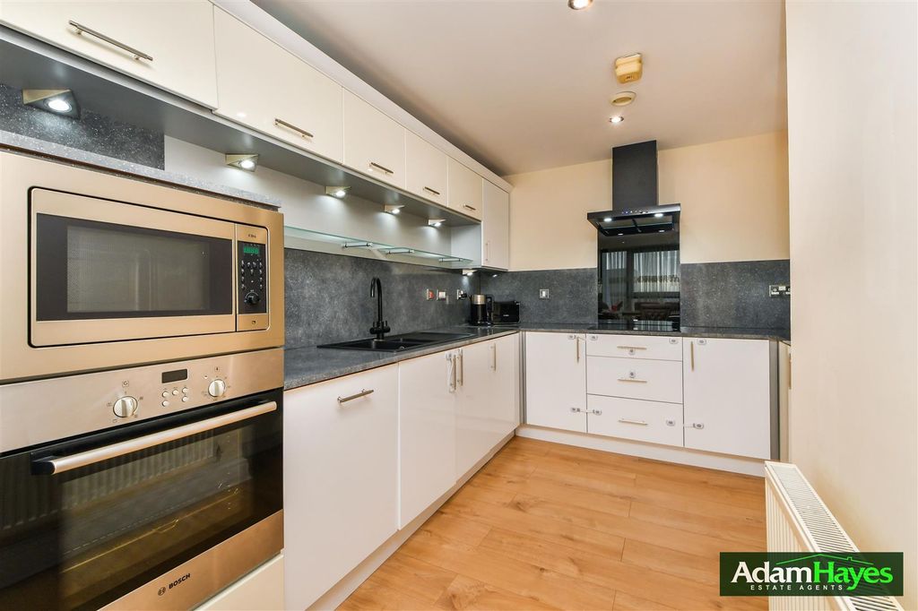 Property photo 2 of 9 Dsc_2705.Jpg