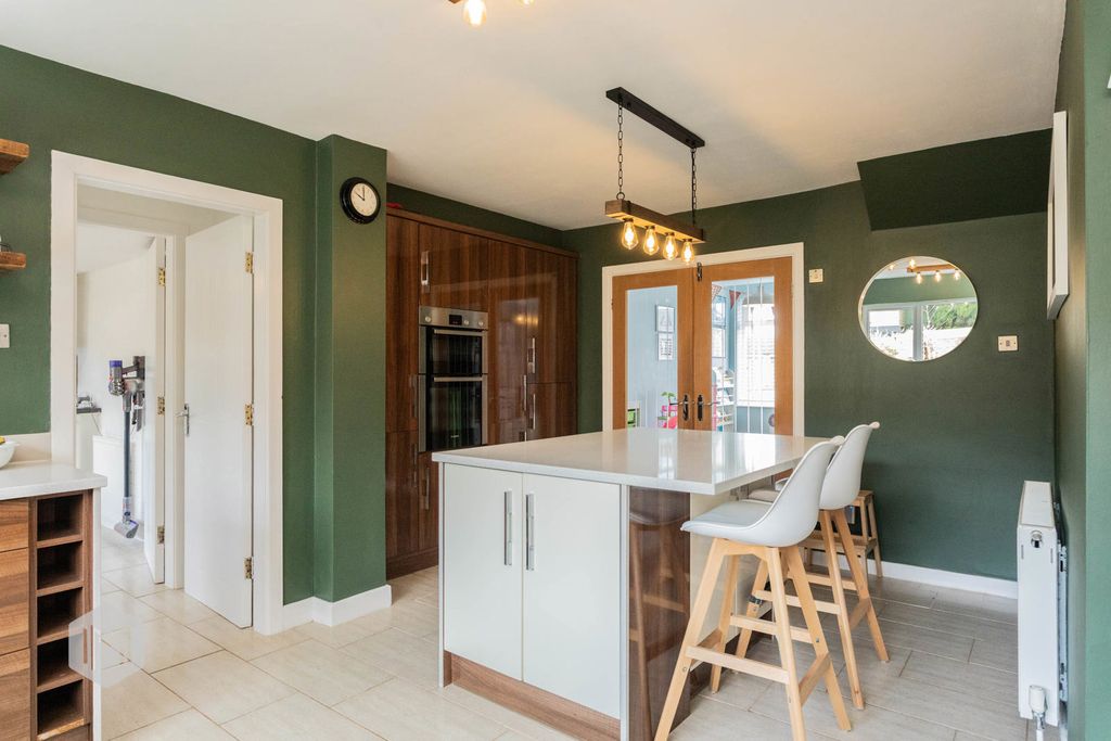 Property photo 3 of 54 Photograph