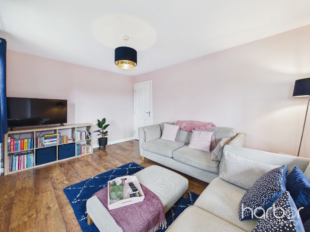 Property photo 3 of 20 5046465