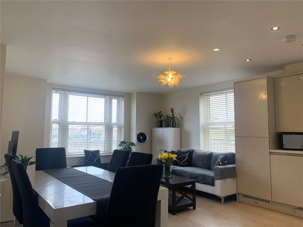 Property photo 2 of 46 Picture No. 39