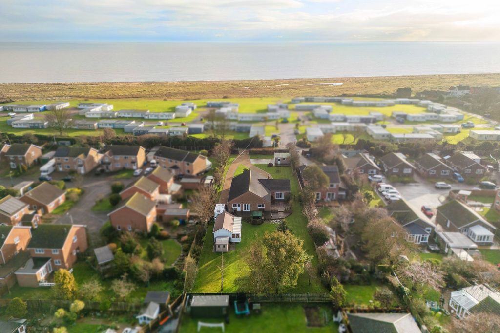 Property photo 2 of 29